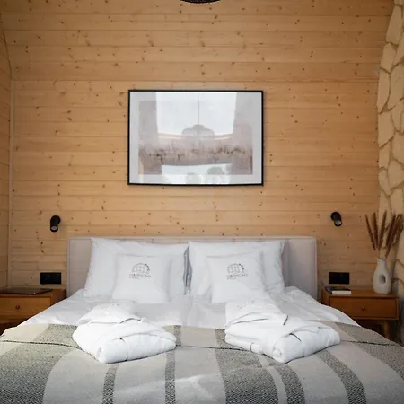 Harmony Hill * Ulinia