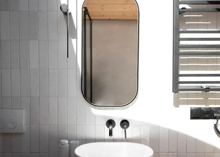 Harmony Hill * Ulinia