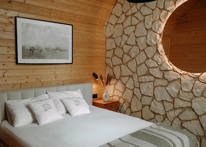 Harmony Hill * Ulinia